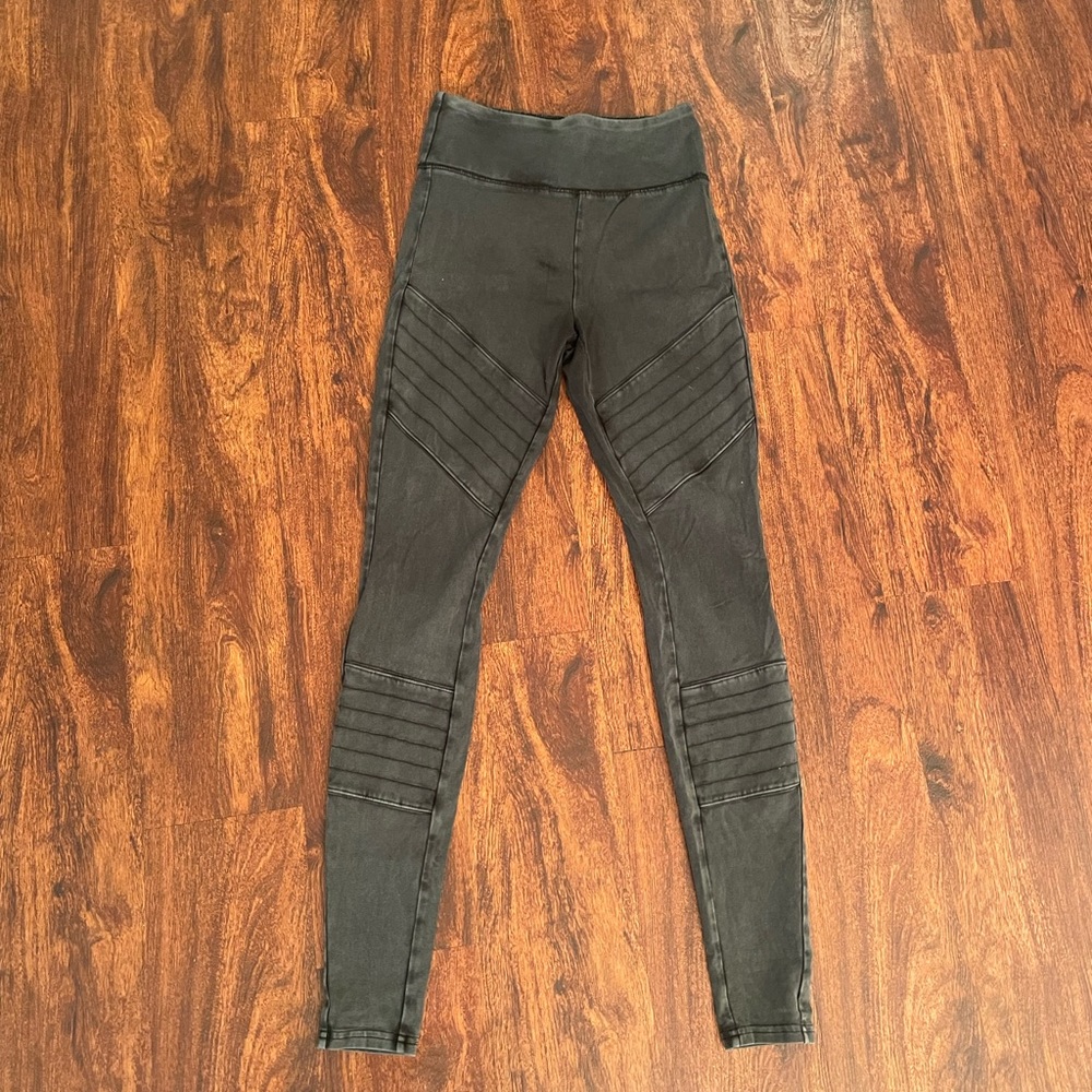 Mossimo leggings